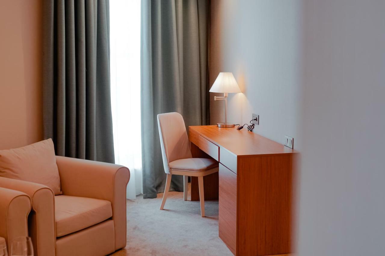 Khazar Inji Hotel Buzovna Eksteriør billede